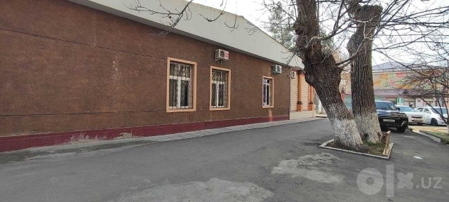 Паркент марказида ишлаб турган 280 кв. м ошхона (тайёр бизнес) сотилади