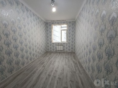 Срочно 2/1/5 сотилади 56м²