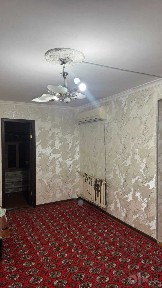 Sharq bozor yonda 1-etajda 2 xonali kvartira ijaraga beriladi