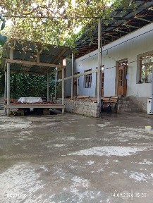 Keles Gʻiyos umarivda 6sotix 4 hona uy sotikadi
