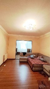 Beruni metro 4/7/9 balkon 2/6 srochno sotiladi yol yuzi