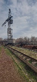 Аренда Открытая территория с башенным краном