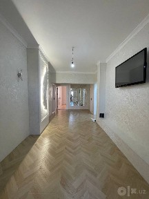 Беруний 4/9/9 Евроремонт Общ: 97.9кв. м Ор: Беруний, Ecobozor