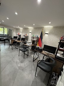 Своя срочна прадаётся коммерческое помещение готовый арендатор. 1700$