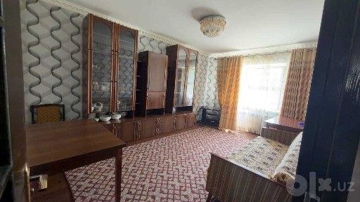Срочно продается Без посредников 5-комнатная квартира в Ангрене, 5/4