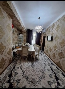 Sergeli 6 A da 23 xona uy sotiladi
