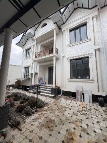 Продам свой дом 3 уровня, Яшнабадский район, Панельный