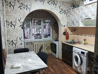 Сдается 2 ком квартира на Себзор