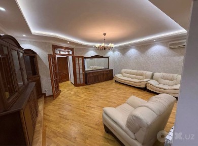 Кафе Дархан 3/4/4 Квартира В Аренду