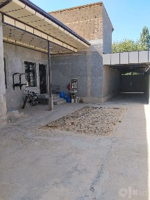 Hovli sotiladi 2.7 sotx 4ta xona
