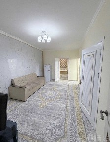 Юнусабад 8, 2в3/3/4. Первая линия, Евро Ремонт, Балкон: 1.5х6, Не Торец