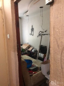 Продаётся Юнусабад 13 квартал 4 ком 1 этаж