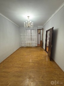Продаётся 2/2/4 Массив феруза экобазар