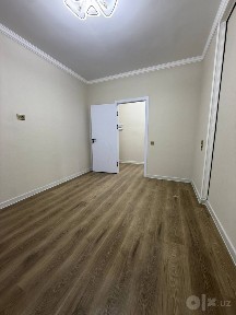 Продаётся квартира чирчик 8 микрорайо 2/4/4/ новая планировка