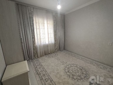 Продаётся 4в5 квартира. Эски Саракуль, Мирабад, 115кв+6кв кладовая, ремонт