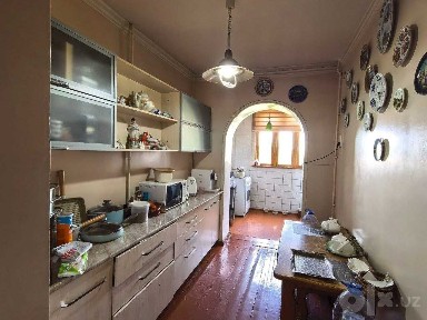 3 хонали 71м2 Эшонгузар Зангиота квартира сотилади срочно