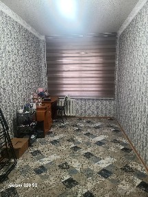 Navoiy shahrida 3 xona uy sotiladi muzikalka tarafda