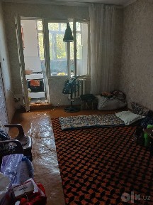 Срочна продаеться чиланзар19кв 1ком 3этаж 4этажки соед рем 1-5*3бал