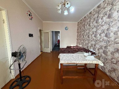 2 Комнатная квартира возле рынка Кадышева 151 школа