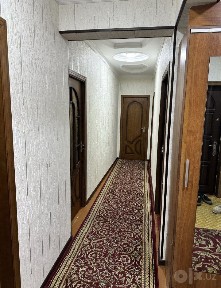 Chorsu bozori Gulobod 4 xona kvra bor bollaga sheriklikga bez makler
