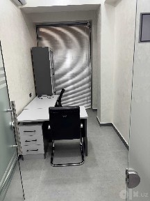 Arenda ofis Roxat 195 m²
