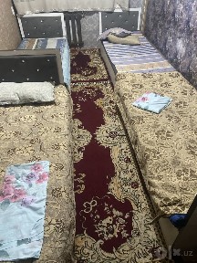 Mirzo ulugbek metrosi oldida sheriklikka bollaga