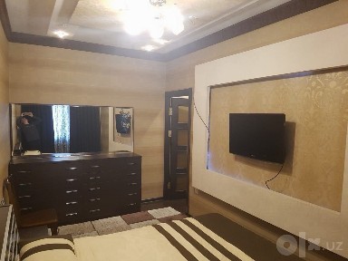 Срочно сдается метро Ойбек 3-комн евро ремонт с мебелью техника