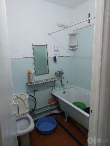 Продается 1 ком кв в Чирчике 3 этаж 1 мкн рядом школа садик рынок
