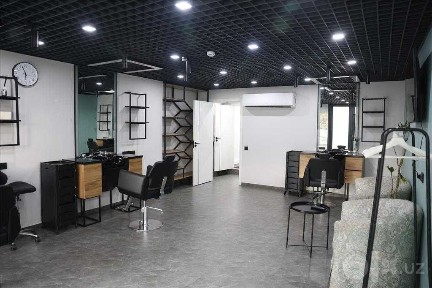 Сдам рабочие места в Салоне красоты в Центре. Дархан. Хамид Алимджан!