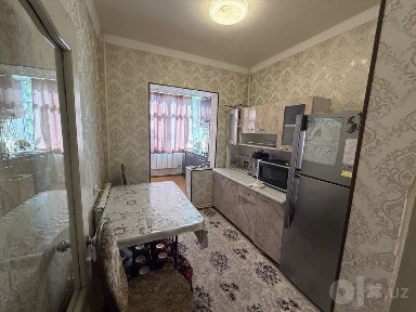 квартира в городе Джиззак махалля Сайлжой Ц-2