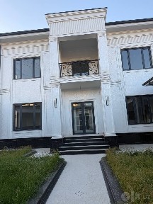 Продаётся 6 сот. 7ком. 4 с/у (А. Темура) 250м2