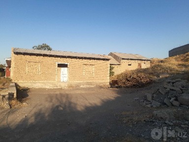 8 Sotix hovli 2 xona qurilgan uy sotiladi Navro'z mahallsida