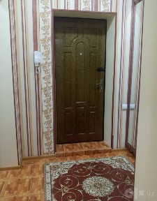 Продаётся Яккасарай Бобура 3в2/1/9 ремонт средний локации топ !