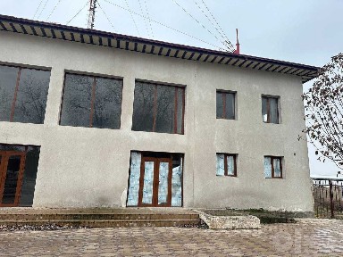 Tikuvchilik sexi va umumiy ovqatlanish bino-inshoatlari