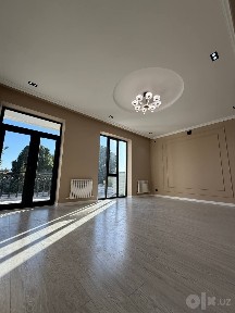 Мирзо Улуғбек т. Янги Узбекистан 1.92соток 2этаж 6 комнат