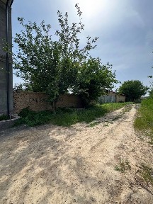 Срочно! Продается Ипакчилик махалла 7,5 соток Фасад 30*25
