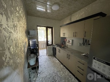 Шарк Бозорча: 2х 1 этаж гиштли дом, Сотилади!