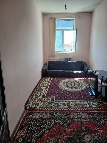 Гиштли 3 хонали квартира тезда сотилади