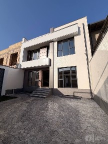Продажа двух коробок Юнусабад 3,2 сотки -3 сотки ор: р 2 км от Зенита