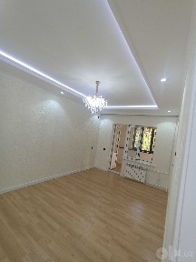 Продаётся 2-ком. квартира с евроремонтом на массив Феруза.