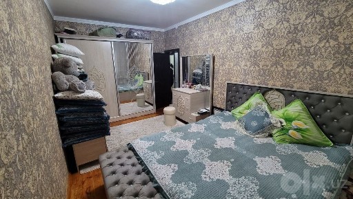 Продаётся Чиланзар Ц Банковская 4комн. 1 этаж.