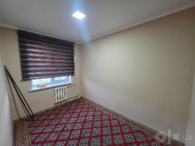 Продаётся 4х комн квартира на 2 этаже Ор-р Крытый рынок Альянс