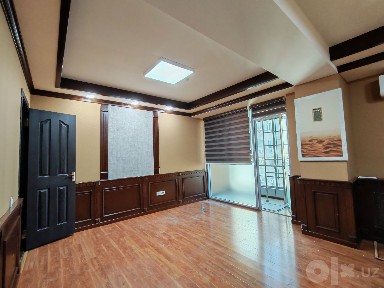 Сдаётся офис 150 м2, 4 кабинета - Госпитальный рынок