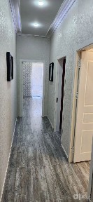 Сдаётся трёхкомнатная квартира.