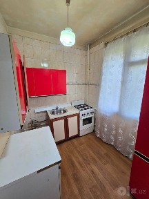 Феруза Сдается квартира 1/2/4 балкон 1.5х3 ор-р: Школа 205 Шукрона