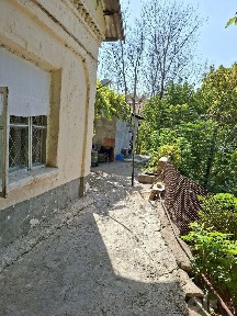 Продаётся 2 дома в одном дворе