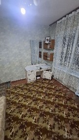 2 xonali Risoviy bozor yaqinida