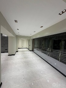 продаётся и здаётса помищенияа мирза улугбек рн Акай сити