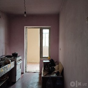 Уй сотилади, 2этаж, 67кв, 3хона, 35000$, Юкори Чирчик тумани