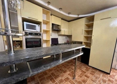 Квартира Чехова. 2комнатная кирпич 65м2